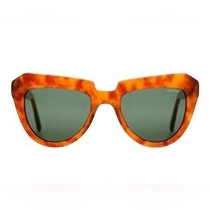Komono sunglasses Stella cat eye caramel Demi women's NEW